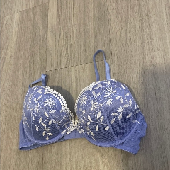 Adore me - Picture 1 of 3